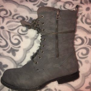 SOLD✅Cathy Jean Combat Boots